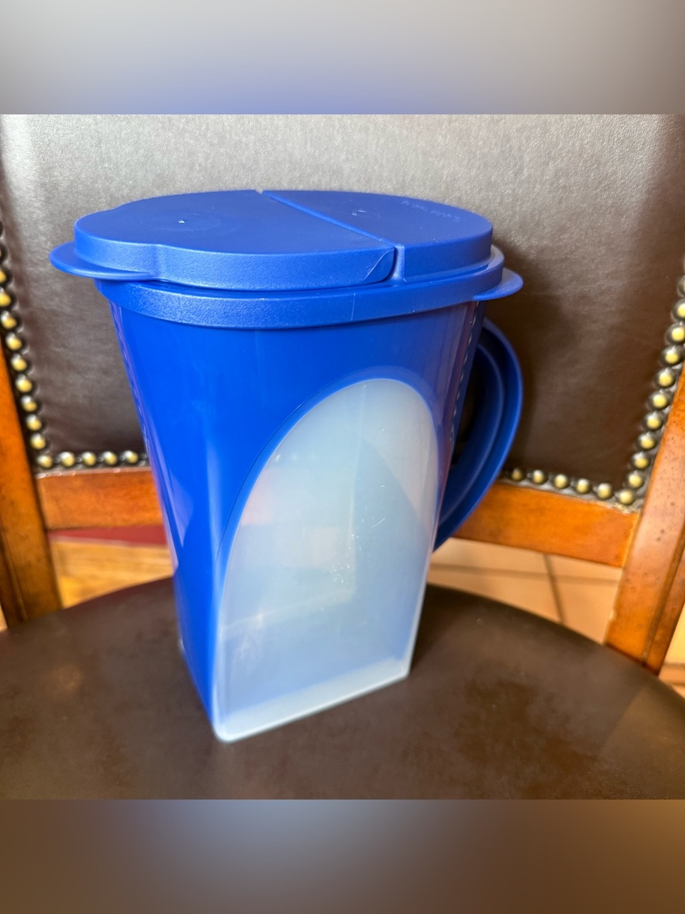 Tupperware Outdoor Dining Pitcher